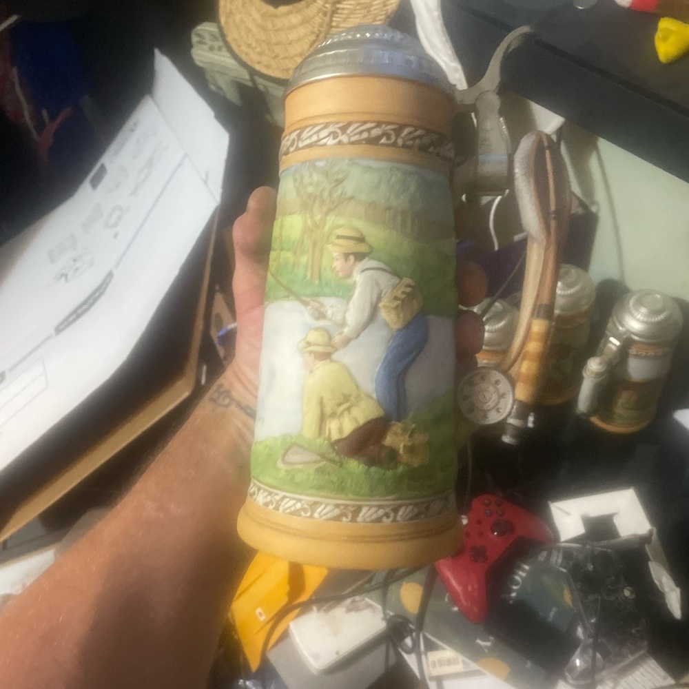 4 Norman Rockwell steins